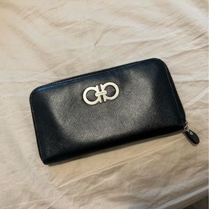 Authentic ferragamo wallet